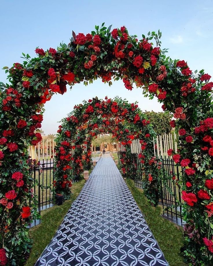 Floral Decorations & Arrangements